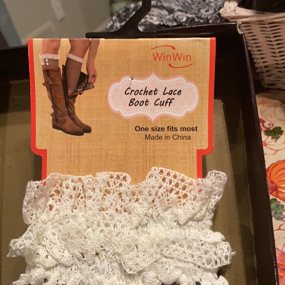 Crochet Lace Boot Cuff - Picture 3 of 4